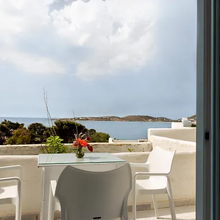 Stratos & Ξενοδοχείο με διαμερίσματα Παράσπορος