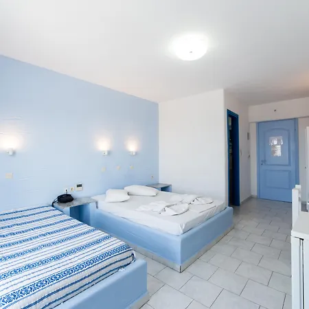 Ξενοδοχείο με διαμερίσματα Stratos & 4*