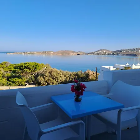 Stratos & Παράσπορος