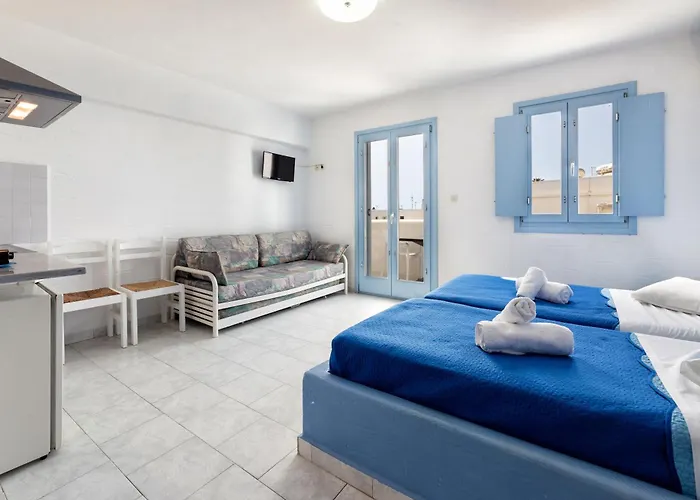 Stratos & Parikia (Paros)