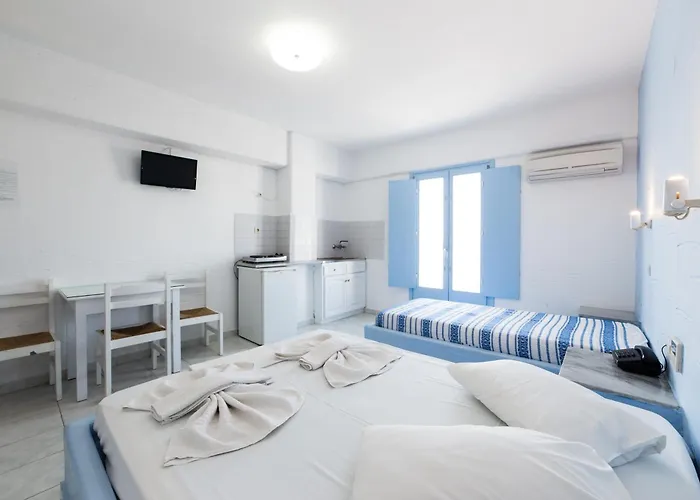 Stratos & Aparthotel Parikia (Paros)