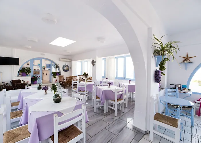 Aparthotel Stratos & 4*