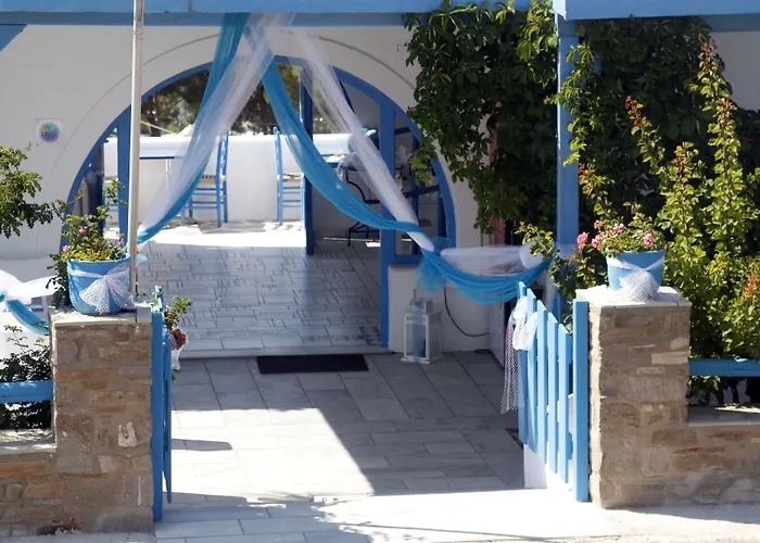 Aparthotel Stratos & Parikia (Paros)