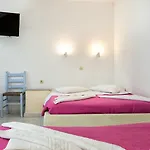 Stratos & Aparthotel 4*