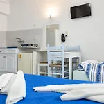 Aparthotel Stratos &