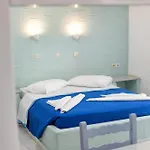 Aparthotel Stratos & 4*