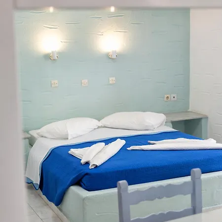 Aparthotel Stratos & 4*