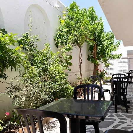 Stratos & Aparthotel