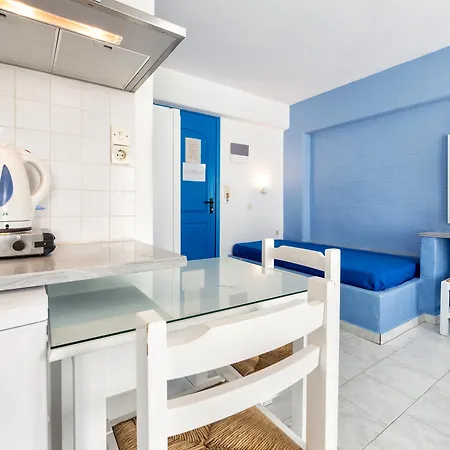 Stratos & Parikia (Paros)