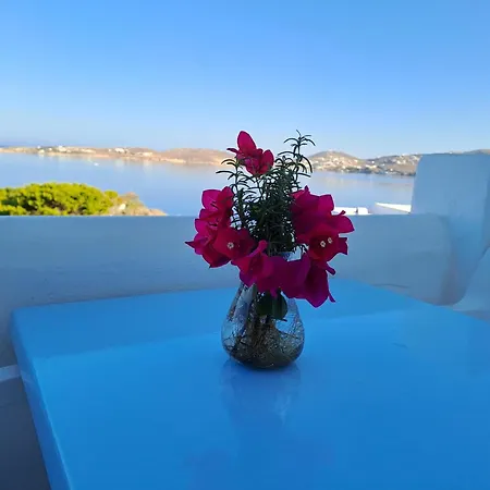 Aparthotel Stratos & 3*