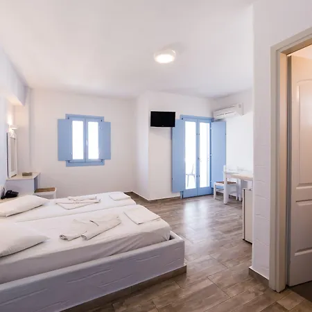 Stratos & 4* Parasporos