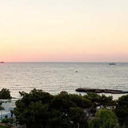 Stratos & Parikia (Paros)