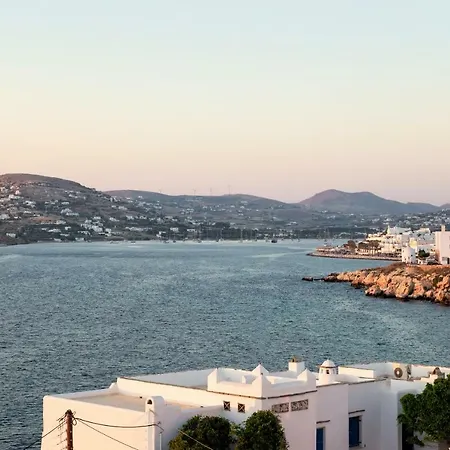 Aparthotel Stratos & 3*