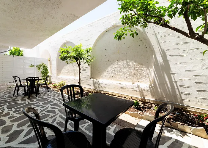 Lägenhetshotell Stratos & 4*